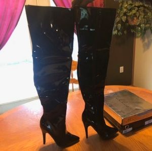 Beautiful New Thigh High Boots